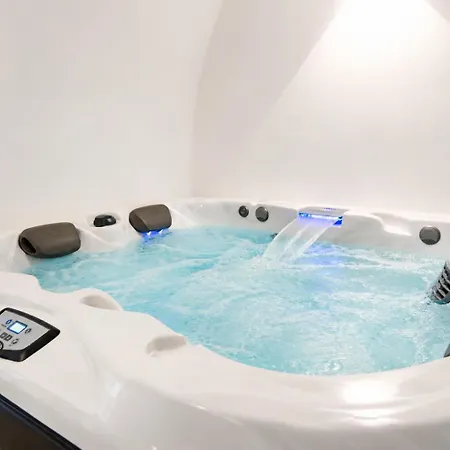 Luxury 4*