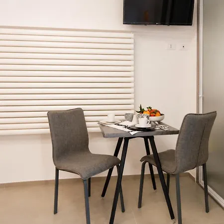 Luxury Πανσιόν